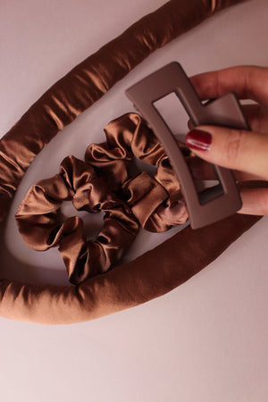 Brown - Heatless Hair Curling Set with Scrunchie and Hair Clip - Silk Curling Ribbon
