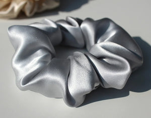 Aura Silk Co. 19 Momme Mulberry Silk Scrunchie