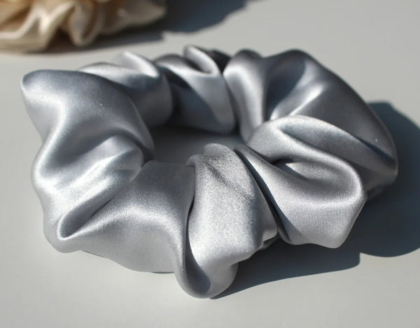 Aura Silk Co. 19 Momme Mulberry Silk Scrunchie